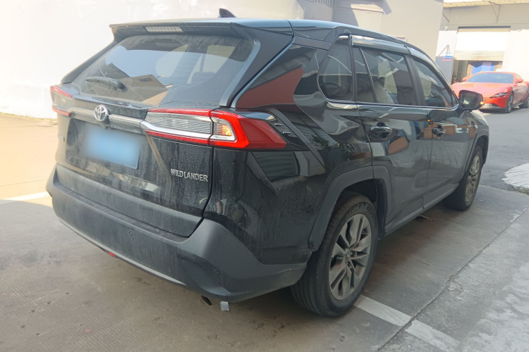 丰田 威兰达 2023款 2.0L CVT两驱领先版车身外观7