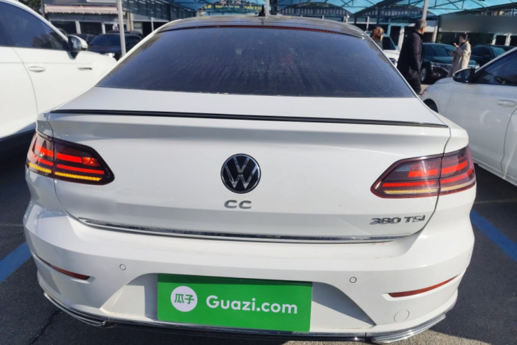 一汽-大众CC 2023款 380TSI 夺目版车身外观6
