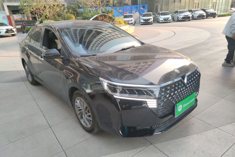 启辰D60 2023款 PLUS 1.6L XL CVT悦领版车身外观6002