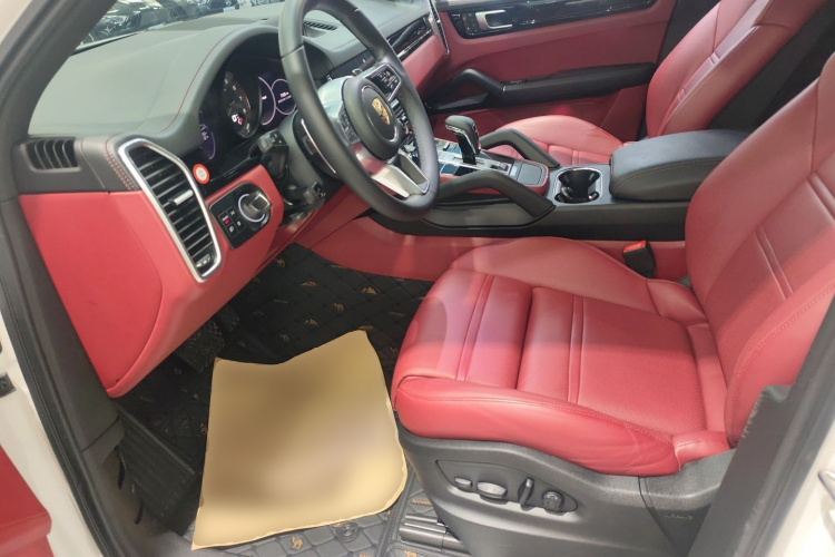 保时捷 Cayenne新能源 2023款 Cayenne E-Hybrid 2.0T局部细节19