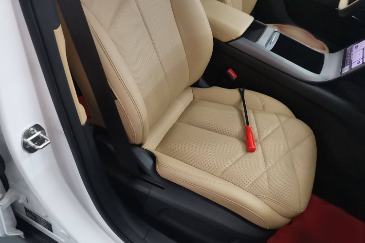 吉利银河 银河L6 2023款 60km PLUS局部细节41