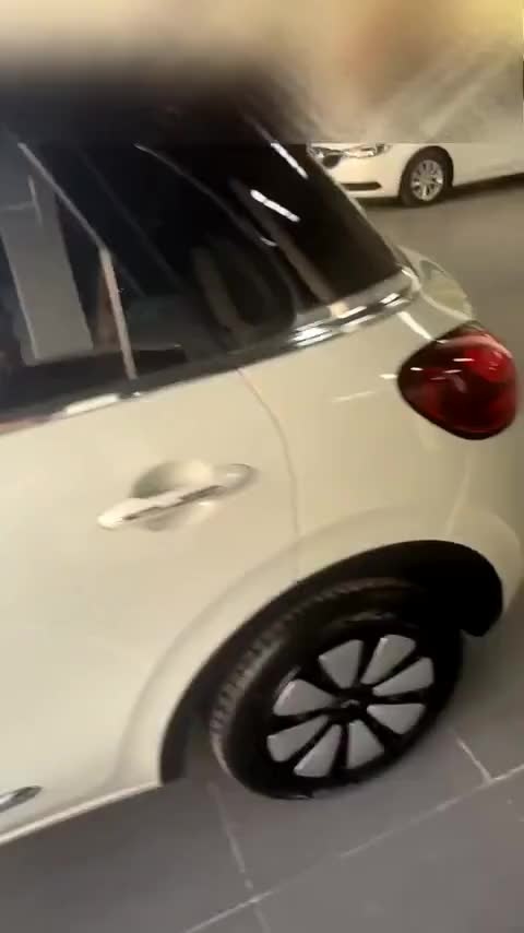 五菱汽车 五菱缤果 2023款 333km 悦享+款讲解1