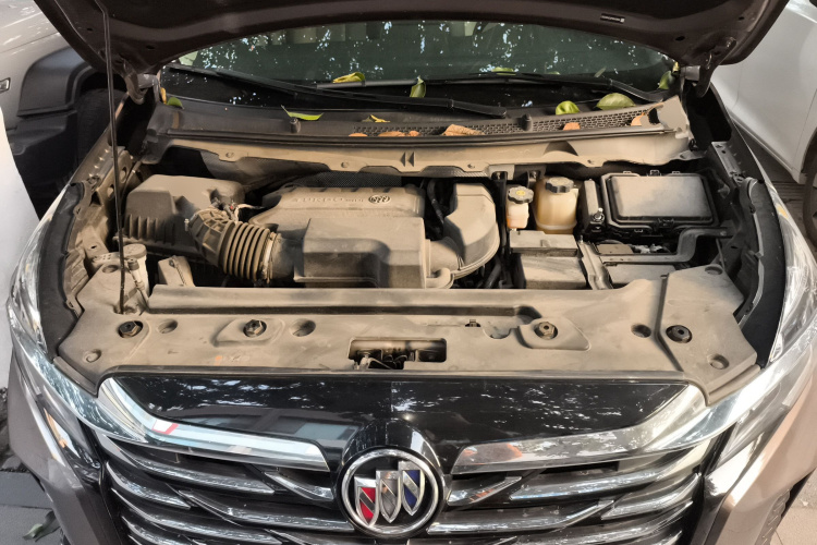 别克GL8 2023款 陆上公务舱 舒适型机舱底盘24