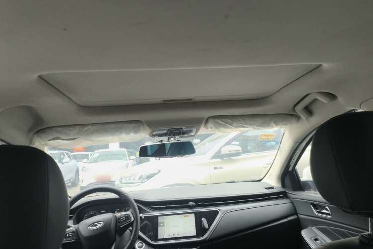 奇瑞 艾瑞泽GX 2018款 1.5T 手动型色版 国V中控内饰22