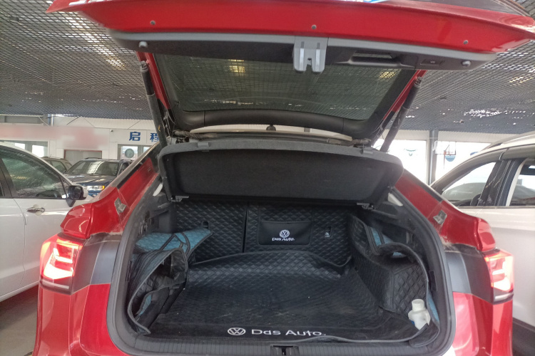 大众 途观X 2021款 330TSI 两驱尊崇旗舰版机舱底盘23