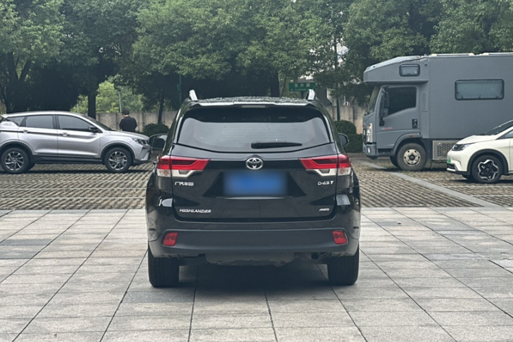 丰田 汉兰达 2021款 2.0T 四驱精英版 7座车身外观6004