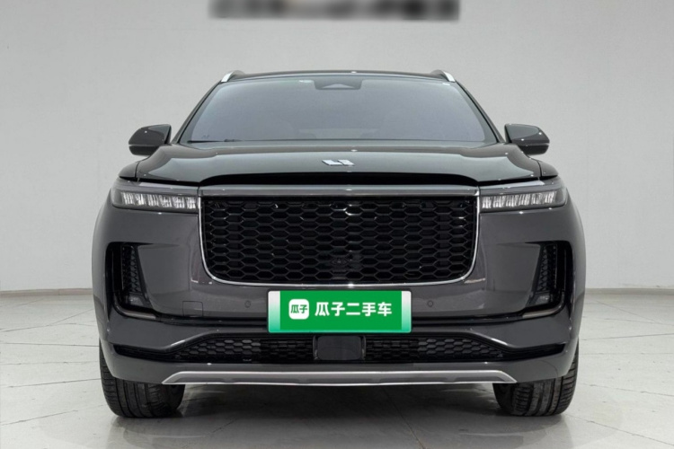 理想汽车 理想ONE 2021款 增程6座版车身外观2