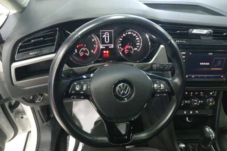 大众 2018款 途安L 280TSI DSG拓界版 7座 国VI局部细节13