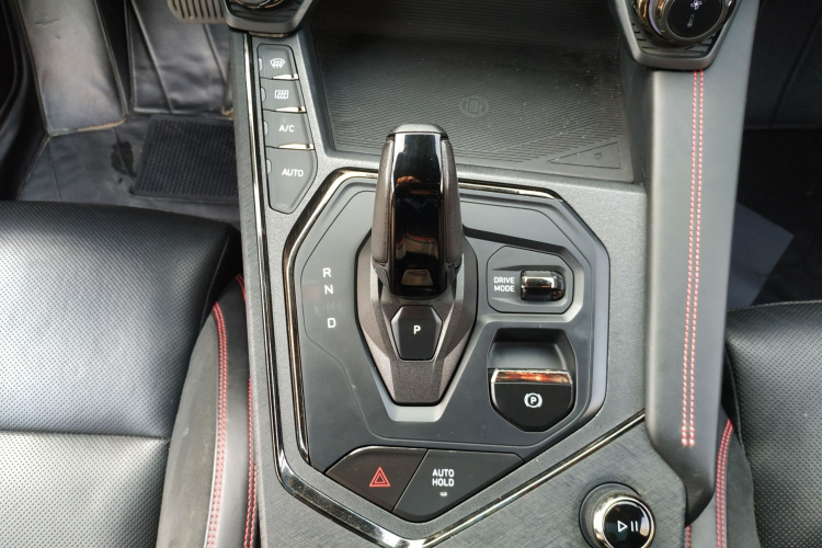 领克05 2020款 2.0TD 四驱劲Halo局部细节18