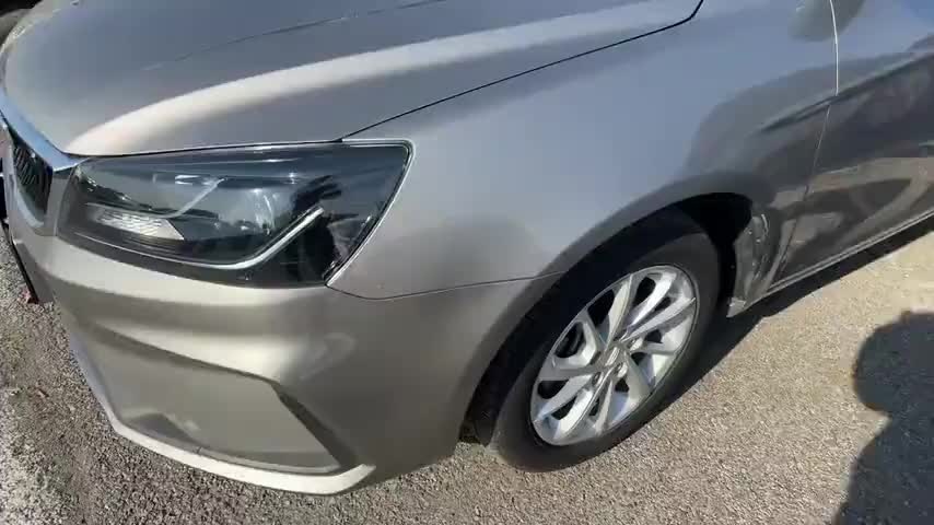 吉利汽车 帝豪 2020款 1.5L 手动豪华型实拍1