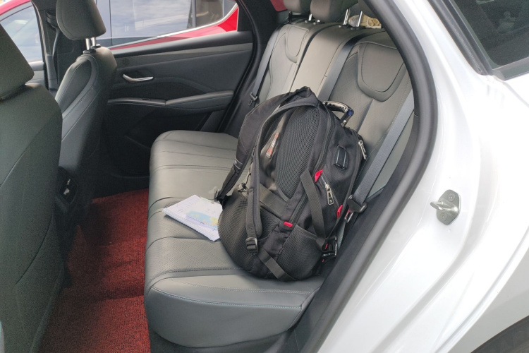 比亚迪 秦PLUS 2025款 DM-i 智驾版 55KM领先型中控内饰7004