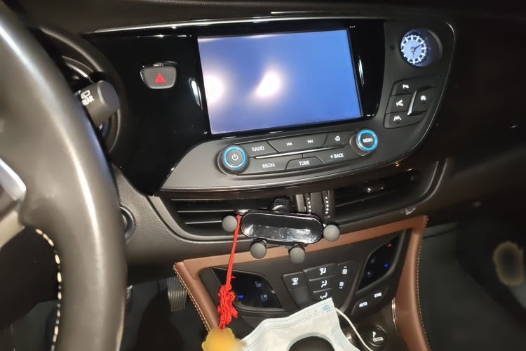 别克 昂科威 2017款 28T 四驱豪华型局部细节16