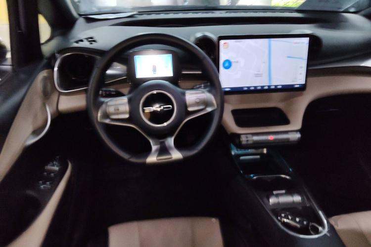 比亚迪 海豚 2023款 420km 时尚版中控内饰13