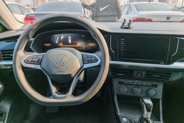 大众 帕萨特 2024款 280TSI 商务版中控内饰7002