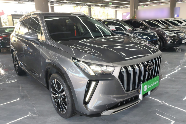 广汽传祺 传祺GS4 PLUS 2022款 390T 自动星系版车身外观3