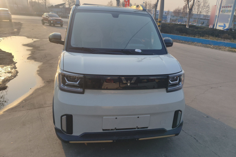 五菱汽车 宏光MINIEV 2022款 GAMEBOY 200km 玩咖款 磷酸铁锂车身外观2