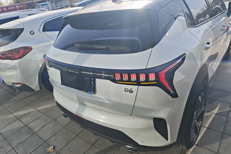 领克06 2023款 Remix 1.5T 劲Halo车身外观6