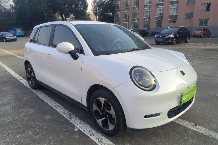 江淮钇为 钇为3 2024款 挚爱版 330km Air车身外观3