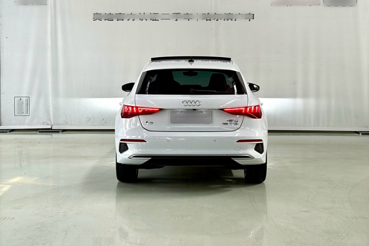 奥迪A3 2023款 改款 Sportback 35 TFSI 时尚致雅型车身外观6003