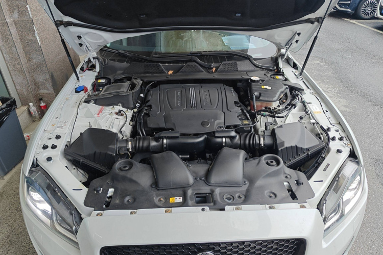 捷豹XJ 2016款 XJL 3.0 SC 两驱典雅商务版局部细节24