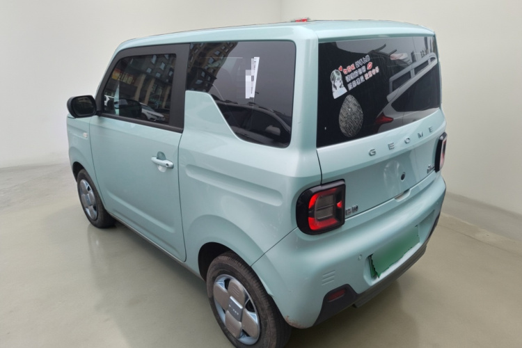 吉利银河 2024款 熊猫mini 200km 耐力熊车身外观5