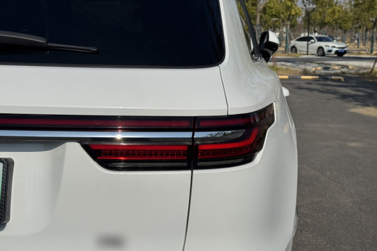 理想汽车 理想ONE 2020款 增程6座版车身外观6009