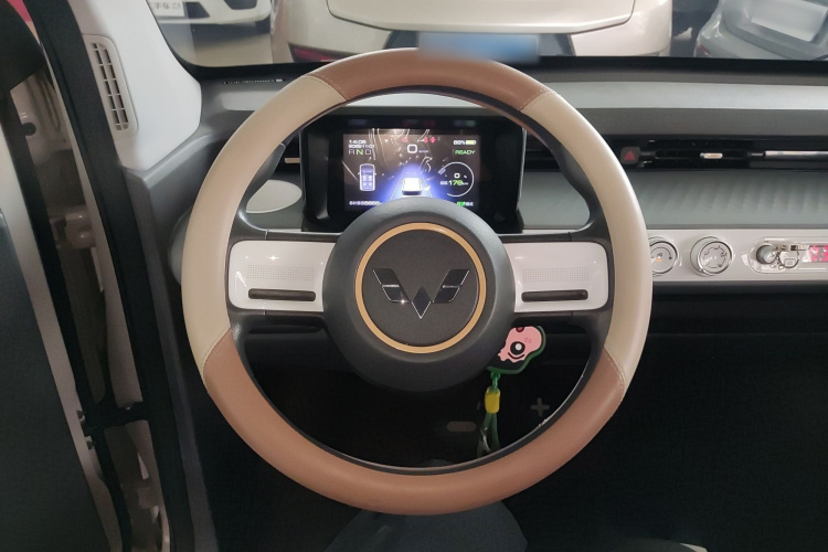 五菱汽车 宏光MINIEV 2022款 GAMEBOY 200km 玩乐款 磷酸铁锂局部细节13