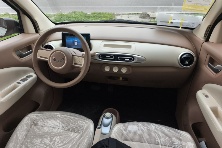 五菱汽车 宏光MINIEV 2025款 四门版 进阶款中控内饰12