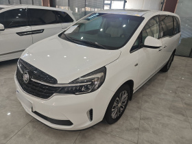 别克GL8 2022款 陆上公务舱 652T 豪华型