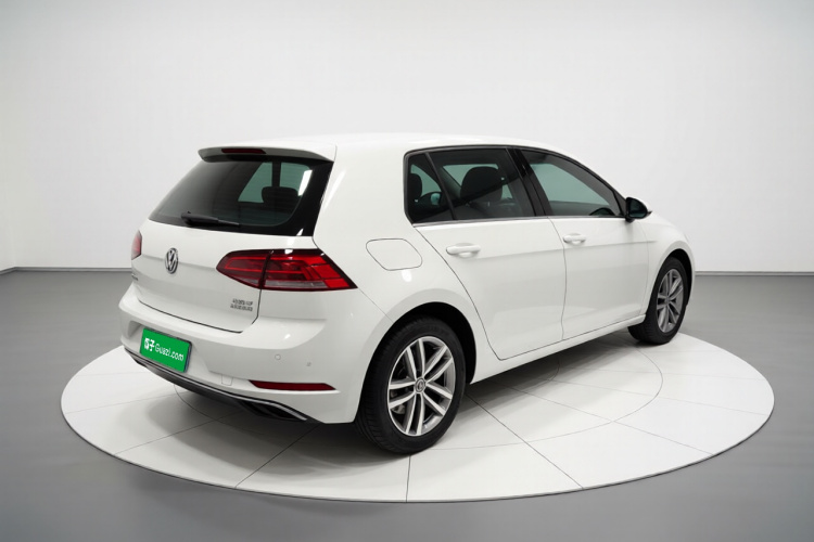 大众 高尔夫 2018款 230TSI 自动舒适型车身外观7