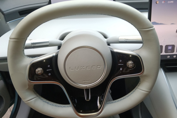 鸿蒙智行 智界S7 2024款 Pro 后驱长航版局部细节13