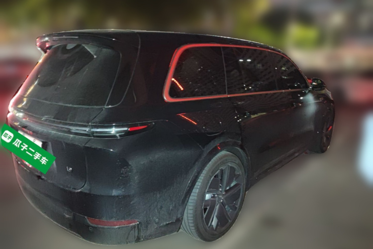 理想汽车 理想L9 2025款 Ultra 智能焕新版车身外观7
