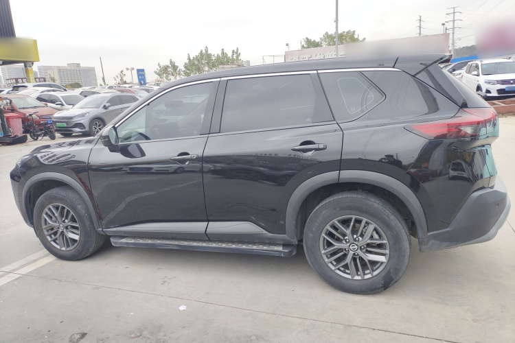 日产 奇骏 2021款 VC-Turbo 300 CVT 2WD豪华版车身外观4