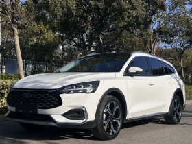 福特 福克斯 2021款 猎装版 EcoBoost 180 自动猎潮型