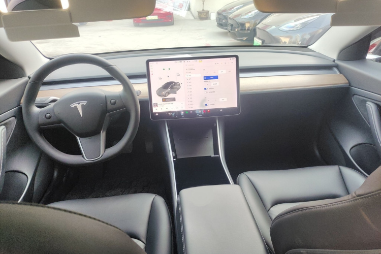 特斯拉 Model 3 2019款 标准续航后驱升级版中控内饰7002