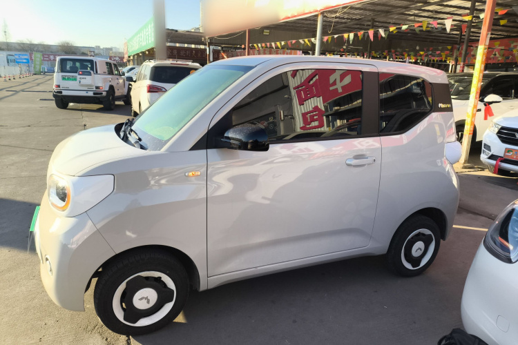 五菱汽车 宏光MINIEV 2024款 第三代 215km 青春版车身外观6003