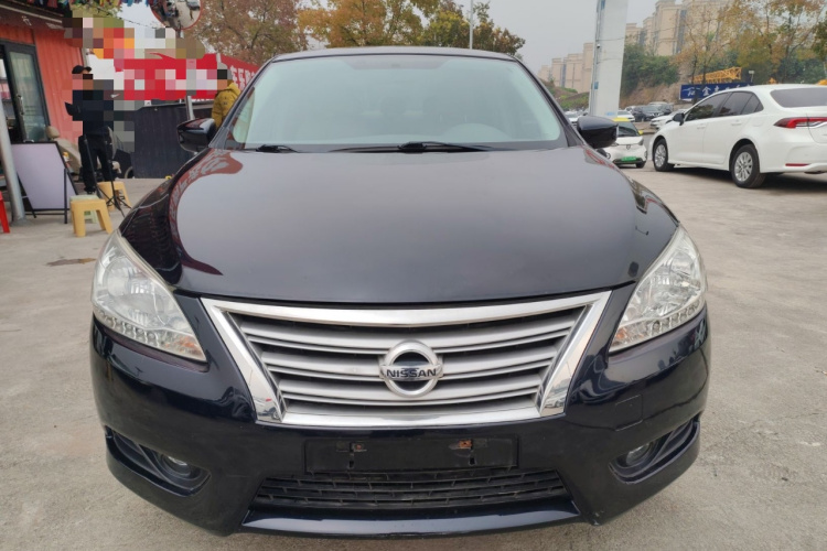 日产 轩逸 2012款 1.6XL CVT豪华版车身外观2