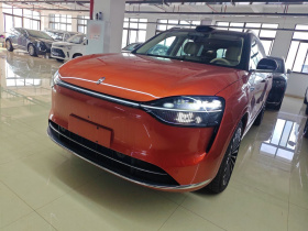 鸿蒙智行 问界M9 2024款 增程 Ultra版 52kWh 5座版