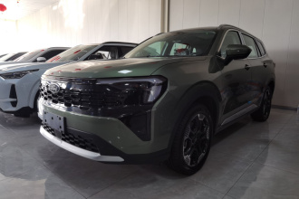 福特 领睿 2025款 EcoBoost 170 铂领型