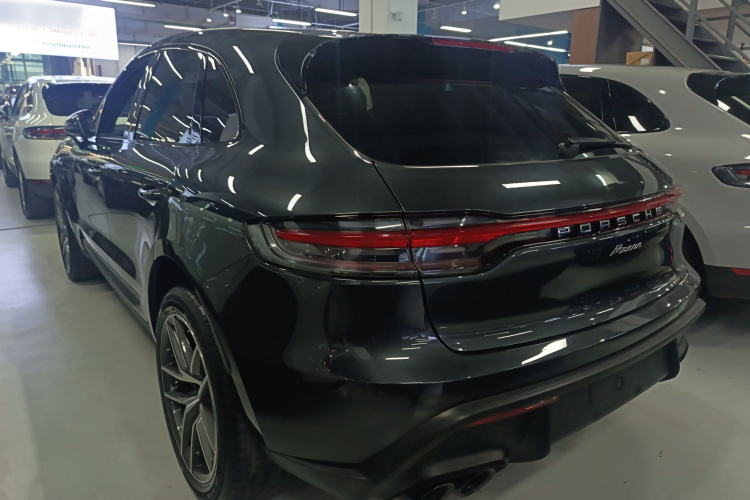 保时捷 2022款 Macan 2.0T车身外观4