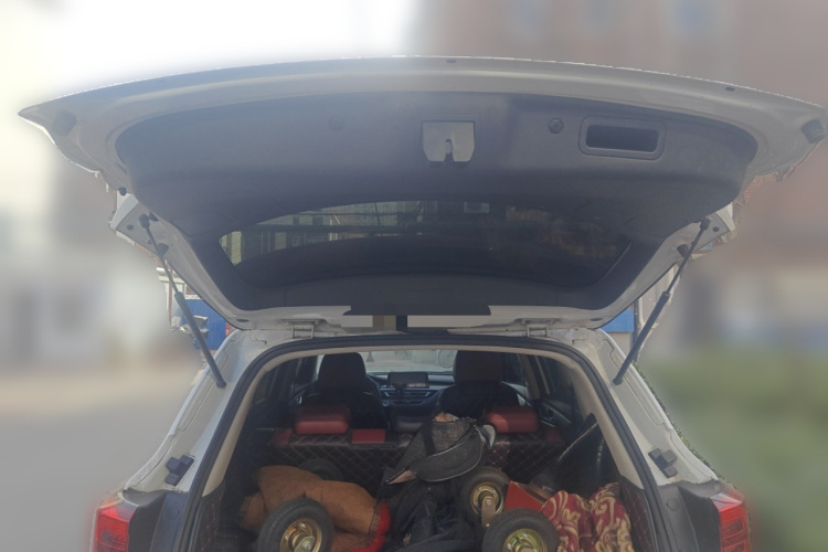 长安CS75 2022款 蓝鲸版 1.5T 手动时尚型中控内饰23