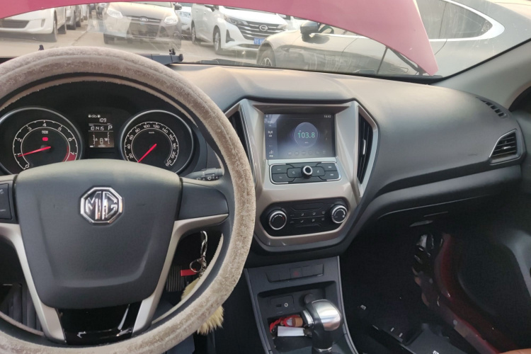 名爵 锐行 2016款 1.5L 自动超值豪华版中控内饰12