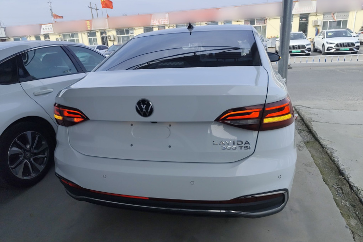 大众 朗逸 2023款 300TSI DSG满逸版车身外观6