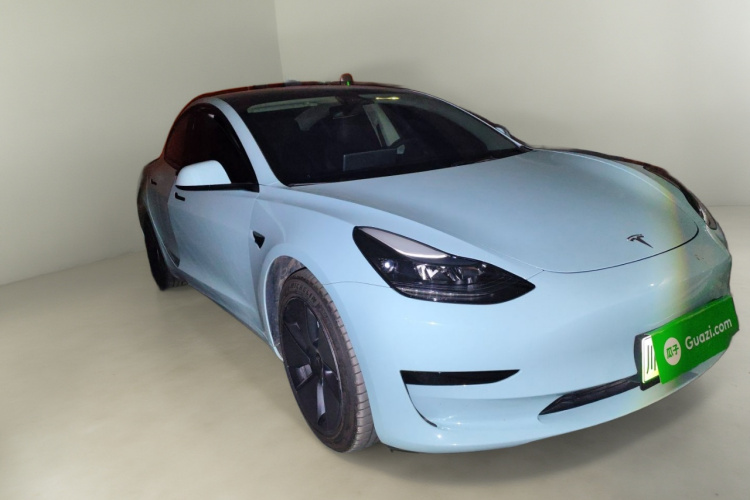 特斯拉 Model 3 2022款 后轮驱动版车身外观3