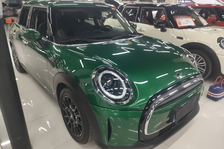 MINI 2023款 1.5T ONE 五门版车身外观6002
