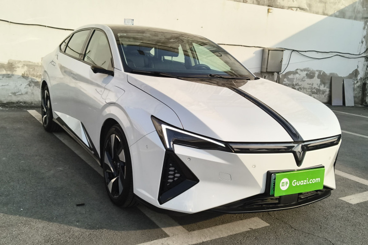 灵悉L 2024款 头号玩家版车身外观6002