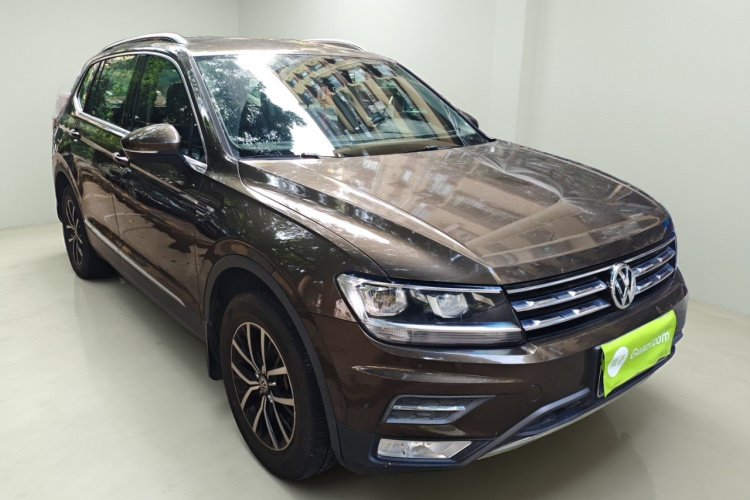 大众 途观L 2018款 330TSI 自动两驱舒适版车身外观3