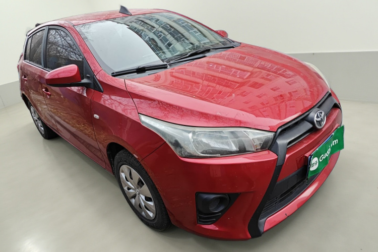 丰田 YARiS L 致炫 2014款 1.3E 自动魅动版车身外观3