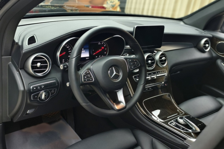 奔驰GLC 2017款 GLC 260 4MATIC 豪华型局部细节13
