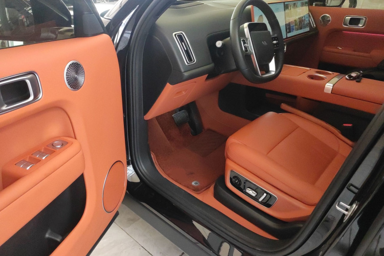 理想汽车 理想L9 2025款 Pro 智能焕新版中控内饰20